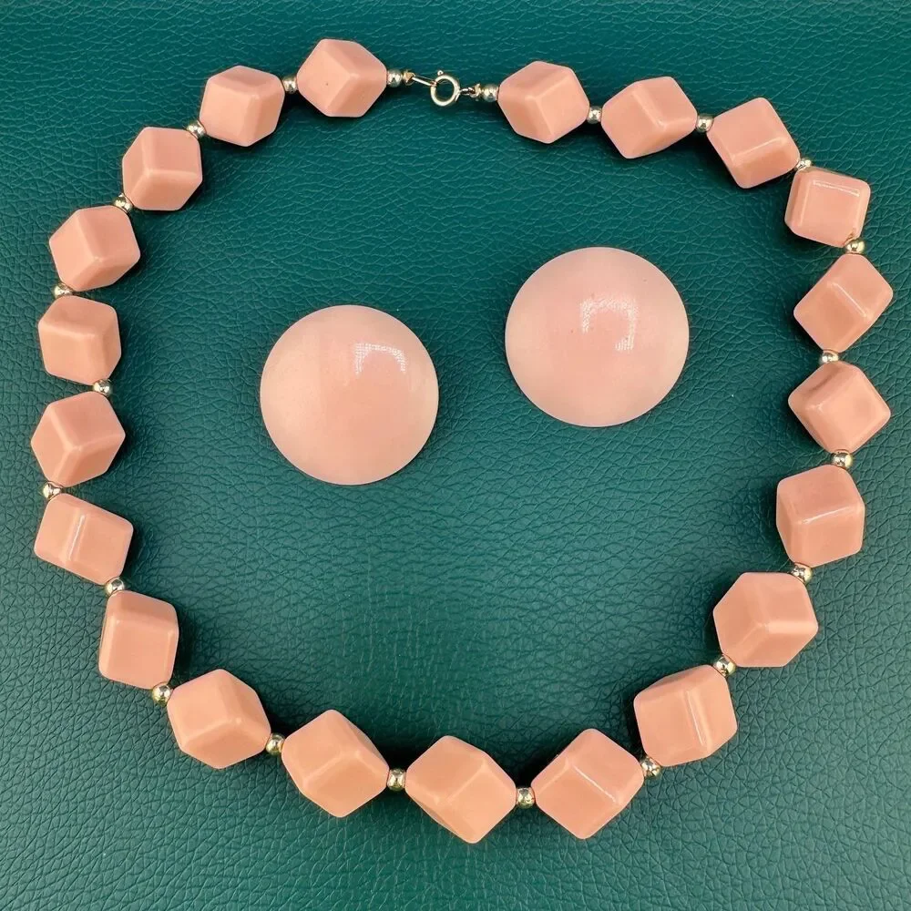 Vintage Necklace Clip Earrings Set Light Pink Acrylic Cube Bead Silver Tone 17.5